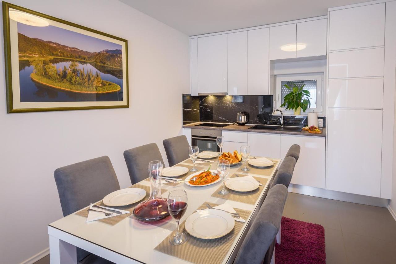 Apartment Sea Bass Neretva Плоче Екстериор снимка