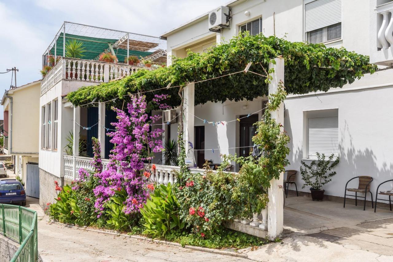 Apartment Sea Bass Neretva Плоче Екстериор снимка