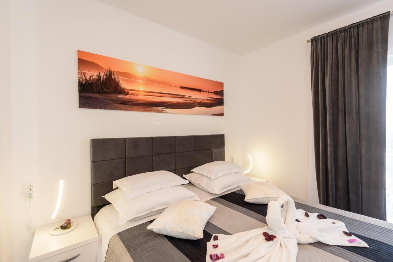 Apartment Sea Bass Neretva Плоче Екстериор снимка
