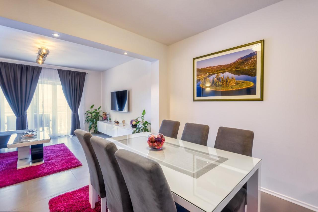 Apartment Sea Bass Neretva Плоче Екстериор снимка