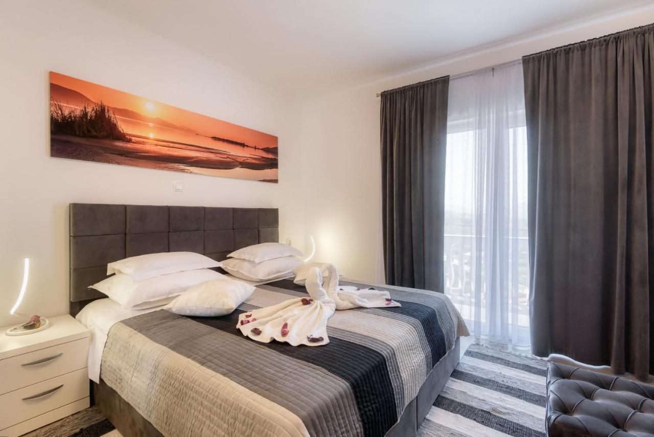 Apartment Sea Bass Neretva Плоче Екстериор снимка