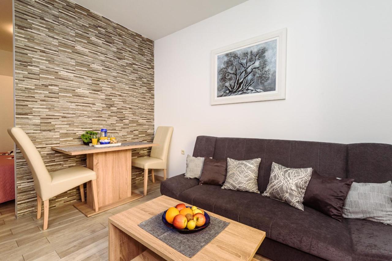 Apartment Sea Bass Neretva Плоче Екстериор снимка