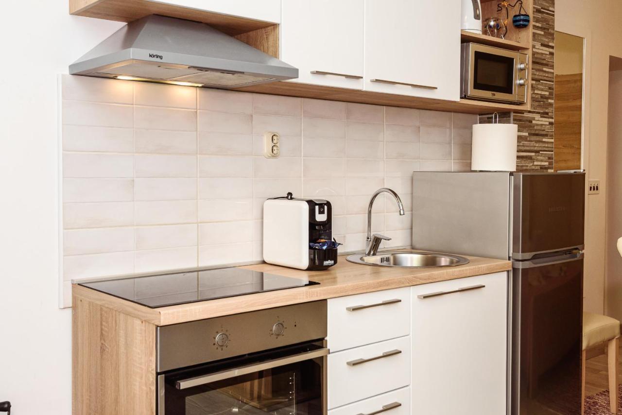 Apartment Sea Bass Neretva Плоче Екстериор снимка